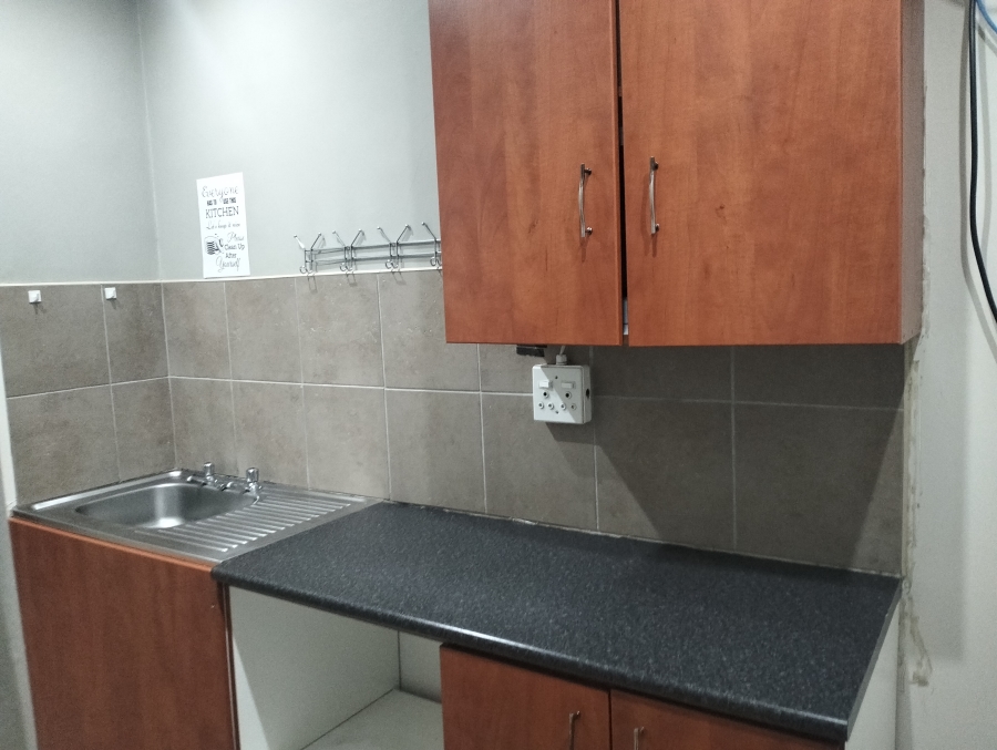 To Let Commercial Property for Rent in Durbanville Western Cape